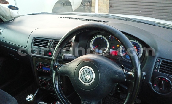 Acheter Occasion Voiture Volkswagen Jetta Blanc à Walvis Bay, Namibie Acheter Occasion Voiture Volkswagen Jetta Blanc à Walvis Bay, Namibie