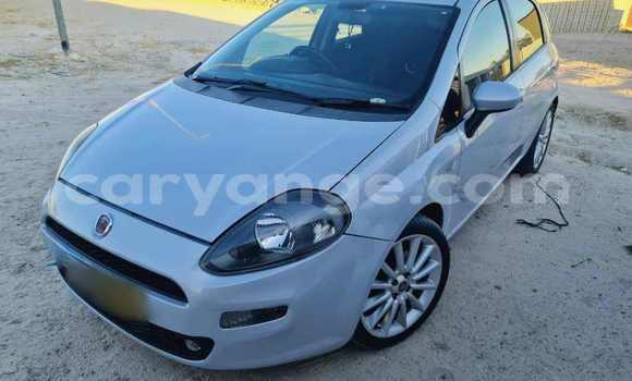 Acheter Occasion Voiture Fiat Punto Beige à Ondangwa, Oshikoto Acheter Occasion Voiture Fiat Punto Beige à Ondangwa, Oshikoto