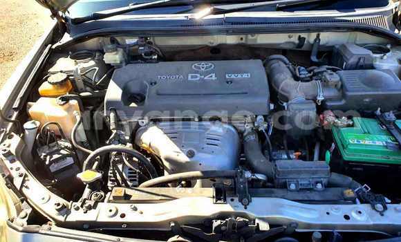 Acheter Occasion Voiture Toyota Avensis Gris à Windhoek, Namibie Acheter Occasion Voiture Toyota Avensis Gris à Windhoek, Namibie