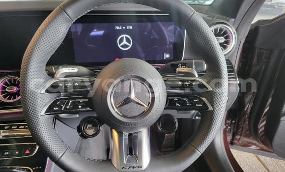 Acheter Occasion Voiture Mercedes-Benz E-Classe Rouge à Import - Dubai, Namibie Acheter Occasion Voiture Mercedes-Benz E-Classe Rouge à Import - Dubai, Namibie