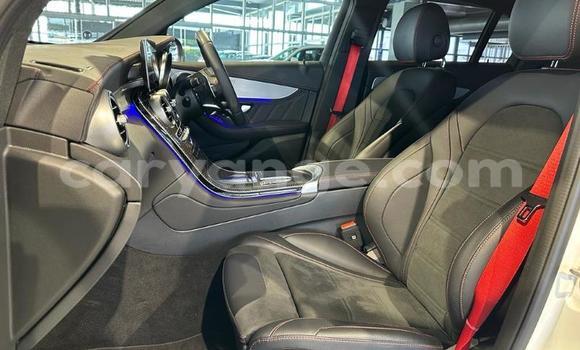 Acheter Occasion Voiture Mercedes-Benz AMG GLC Coupe Blanc à Grootfontein, Namibie Acheter Occasion Voiture Mercedes-Benz AMG GLC Coupe Blanc à Grootfontein, Namibie