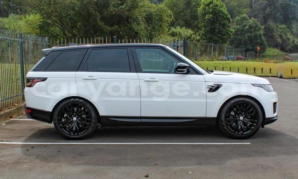 Acheter Occasion Voiture Land Rover Range Rover Blanc à Karasburg, Karas Acheter Occasion Voiture Land Rover Range Rover Blanc à Karasburg, Karas