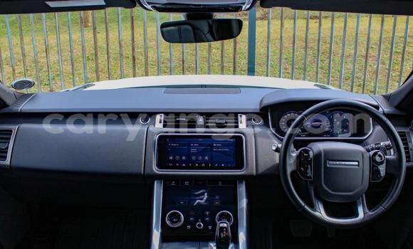 Acheter Occasion Voiture Land Rover Range Rover Blanc à Karasburg, Karas Acheter Occasion Voiture Land Rover Range Rover Blanc à Karasburg, Karas