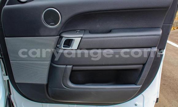 Acheter Occasion Voiture Land Rover Range Rover Blanc à Karasburg, Karas Acheter Occasion Voiture Land Rover Range Rover Blanc à Karasburg, Karas