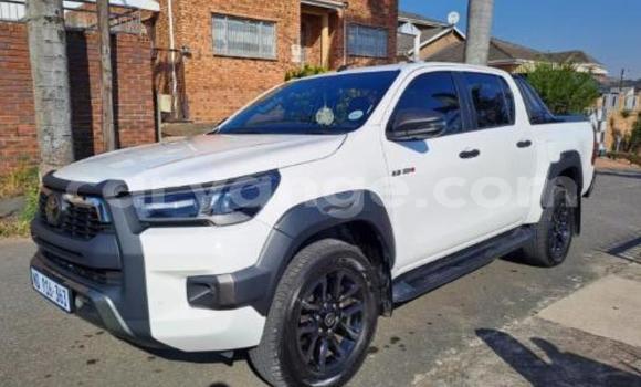 Acheter Occasion Voiture Toyota Hilux Blanc à Gobabis, Omaheke Acheter Occasion Voiture Toyota Hilux Blanc à Gobabis, Omaheke