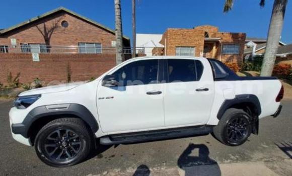 Acheter Occasion Voiture Toyota Hilux Blanc à Gobabis, Omaheke Acheter Occasion Voiture Toyota Hilux Blanc à Gobabis, Omaheke