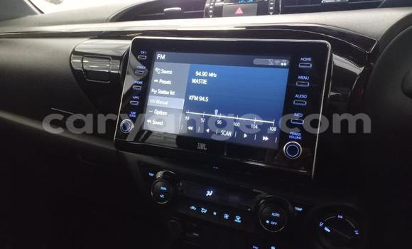 Acheter Occasion Voiture Toyota Hilux Blanc à Gobabis, Omaheke Acheter Occasion Voiture Toyota Hilux Blanc à Gobabis, Omaheke