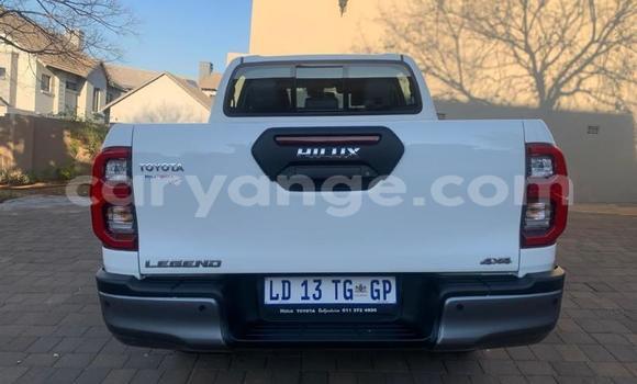 Acheter Occasion Voiture Toyota Hilux Blanc à Karibib, Erongo Acheter Occasion Voiture Toyota Hilux Blanc à Karibib, Erongo