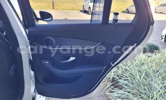 Acheter Occasion Voiture Mercedes-Benz AMG GLC Blanc à Karasburg, Karas Acheter Occasion Voiture Mercedes-Benz AMG GLC Blanc à Karasburg, Karas