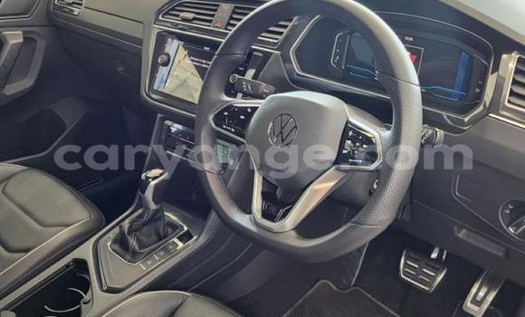 Acheter Occasion Voiture Volkswagen Tiguan Gris à Karasburg, Karas Acheter Occasion Voiture Volkswagen Tiguan Gris à Karasburg, Karas
