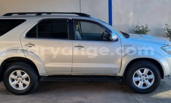 Buy Used Toyota Fortuner Silver Car in Windhoek in Namibia Buy Used Toyota Fortuner Silver Car in Windhoek in Namibia