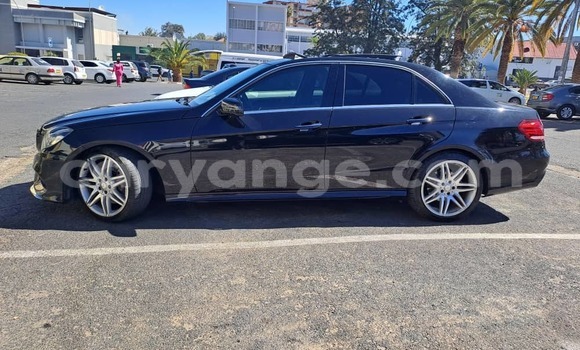 Acheter Occasion Voiture Mercedes-Benz C-klasse AMG Noir à Windhoek, Namibie Acheter Occasion Voiture Mercedes-Benz C-klasse AMG Noir à Windhoek, Namibie