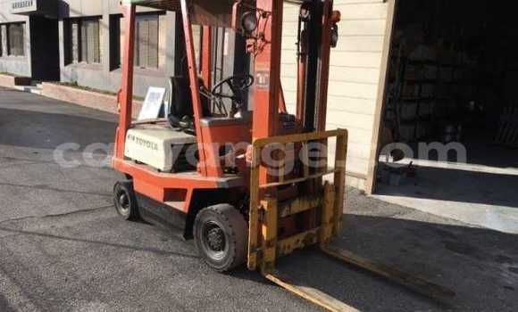 Buy Used Toyota DA Other Truck in Walvis Bay in Namibia