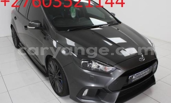 Acheter Occasion Voiture Ford Focus RS Noir à Windhoek, Namibie