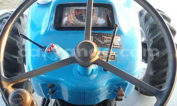 Buy Used Ford E 150 Cargo Van Blue Truck in Henties Bay in Erongo Buy Used Ford E 150 Cargo Van Blue Truck in Henties Bay in Erongo