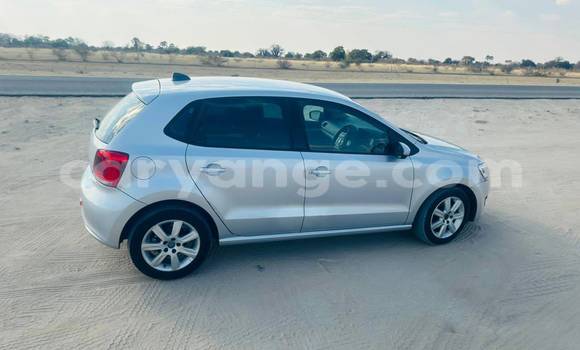 Acheter Occasion Voiture Volkswagen Polo Gris à Oshakati, Namibie Acheter Occasion Voiture Volkswagen Polo Gris à Oshakati, Namibie