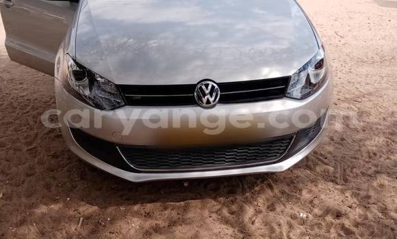Acheter Occasion Voiture Volkswagen Polo Gris à Oshakati, Namibie Acheter Occasion Voiture Volkswagen Polo Gris à Oshakati, Namibie