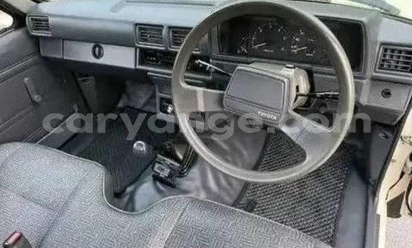 Acheter Occasion Voiture Toyota Hilux Marron à Rehoboth, Hardap Acheter Occasion Voiture Toyota Hilux Marron à Rehoboth, Hardap