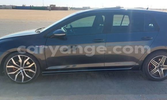 Acheter Occasion Voiture Abarth 124 Spider Noir à Windhoek, Namibie Acheter Occasion Voiture Abarth 124 Spider Noir à Windhoek, Namibie