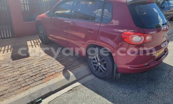 Acheter Occasion Voiture Tianye Admiral Rouge à Windhoek, Namibie Acheter Occasion Voiture Tianye Admiral Rouge à Windhoek, Namibie