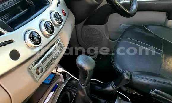 Acheter Occasion Voiture Mitsubishi Triton Gris à Windhoek, Namibie Acheter Occasion Voiture Mitsubishi Triton Gris à Windhoek, Namibie