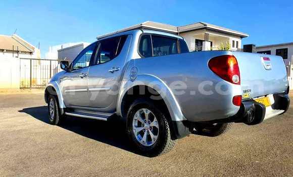 Acheter Occasion Voiture Mitsubishi Triton Gris à Windhoek, Namibie Acheter Occasion Voiture Mitsubishi Triton Gris à Windhoek, Namibie