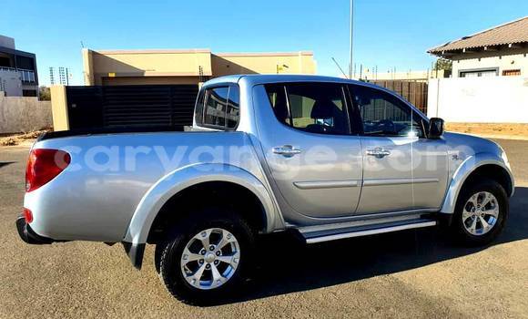 Acheter Occasion Voiture Mitsubishi Triton Gris à Windhoek, Namibie Acheter Occasion Voiture Mitsubishi Triton Gris à Windhoek, Namibie