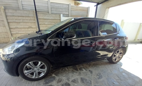 Acheter Occasion Voiture Peugeot 208 Noir à Windhoek, Namibie Acheter Occasion Voiture Peugeot 208 Noir à Windhoek, Namibie