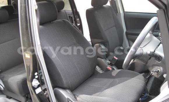 Acheter Occasion Voiture Toyota Voxy Noir à Arandis, Kunene Acheter Occasion Voiture Toyota Voxy Noir à Arandis, Kunene