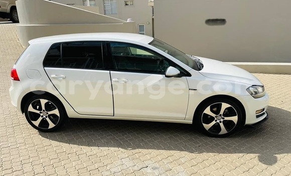 Acheter Occasion Voiture Volkswagen Golf Blanc à Windhoek, Namibie Acheter Occasion Voiture Volkswagen Golf Blanc à Windhoek, Namibie
