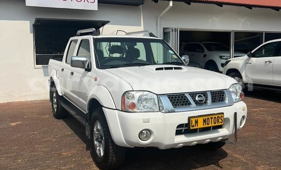 Buy Used Nissan NP 300 White Car in Windhoek in Namibia Buy Used Nissan NP 300 White Car in Windhoek in Namibia