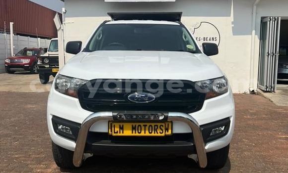 Acheter Occasion Voiture Ford Everest Blanc à Windhoek, Namibie