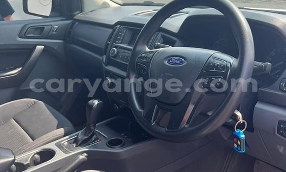 Buy Used Ford Everest White Car in Windhoek in Namibia Buy Used Ford Everest White Car in Windhoek in Namibia