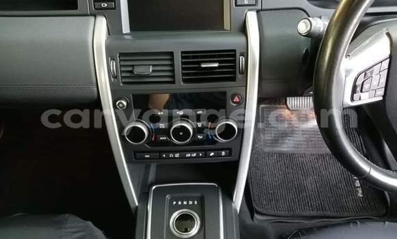 Buy Used Land Rover Discovery Sport White Car in Windhoek in Namibia Buy Used Land Rover Discovery Sport White Car in Windhoek in Namibia