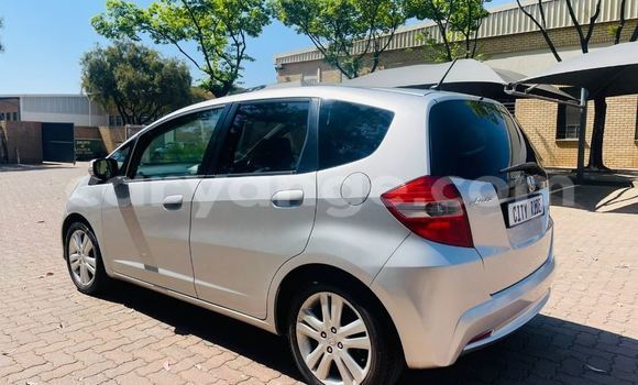 Buy Used Honda Jazz Silver Car in Windhoek in Namibia Buy Used Honda Jazz Silver Car in Windhoek in Namibia