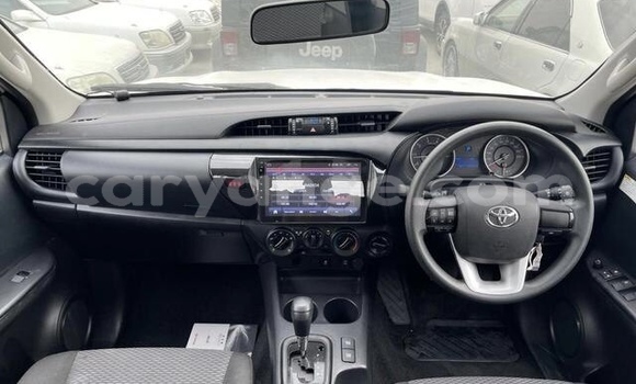 Acheter Occasion Voiture Toyota Hiluxe Revo Blanc à Windhoek, Namibie Acheter Occasion Voiture Toyota Hiluxe Revo Blanc à Windhoek, Namibie