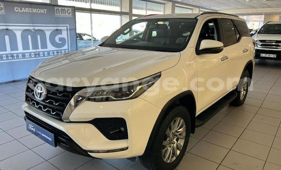 Buy Used Toyota Fortuner White Car in Windhoek in Namibia Buy Used Toyota Fortuner White Car in Windhoek in Namibia