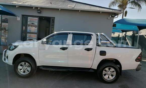 Buy Used Toyota Hilux White Car in Windhoek in Namibia Buy Used Toyota Hilux White Car in Windhoek in Namibia