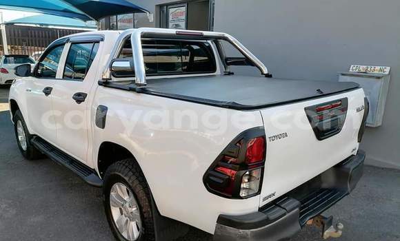 Buy Used Toyota Hilux White Car in Windhoek in Namibia Buy Used Toyota Hilux White Car in Windhoek in Namibia
