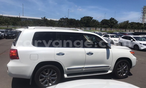 Buy Used Toyota Land Cruiser White Car in Windhoek in Namibia Buy Used Toyota Land Cruiser White Car in Windhoek in Namibia