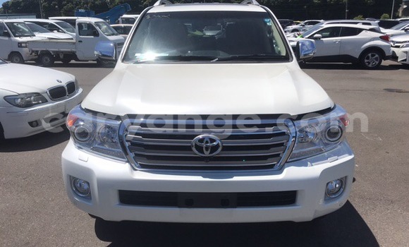 Buy Used Toyota Land Cruiser White Car in Windhoek in Namibia Buy Used Toyota Land Cruiser White Car in Windhoek in Namibia