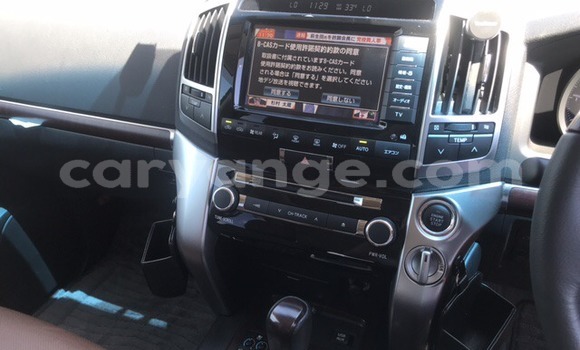 Buy Used Toyota Land Cruiser White Car in Windhoek in Namibia Buy Used Toyota Land Cruiser White Car in Windhoek in Namibia