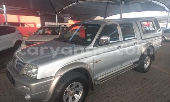 Acheter Occasion Voiture Mitsubishi Colt Gris à Windhoek, Namibie