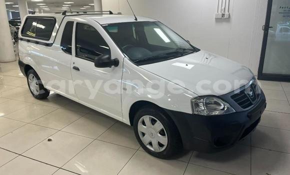 Buy Used Nissan NP 300 White Car in Gobabis in Omaheke Buy Used Nissan NP 300 White Car in Gobabis in Omaheke