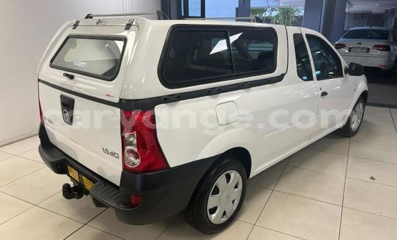 Buy Used Nissan NP 300 White Car in Gobabis in Omaheke Buy Used Nissan NP 300 White Car in Gobabis in Omaheke