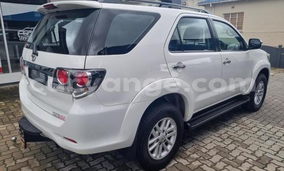 Buy Used Toyota Fortuner White Car in Windhoek in Namibia Buy Used Toyota Fortuner White Car in Windhoek in Namibia
