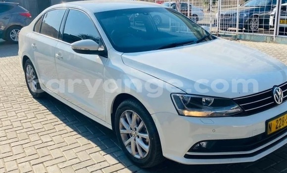 Buy Used Jeep Cherokee White Car in Windhoek in Namibia