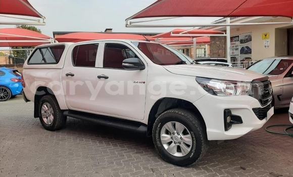 Buy Used Toyota Hilux White Car in Windhoek in Namibia Buy Used Toyota Hilux White Car in Windhoek in Namibia