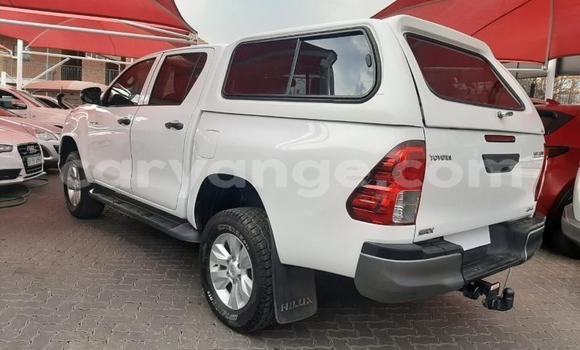 Buy Used Toyota Hilux White Car in Windhoek in Namibia Buy Used Toyota Hilux White Car in Windhoek in Namibia