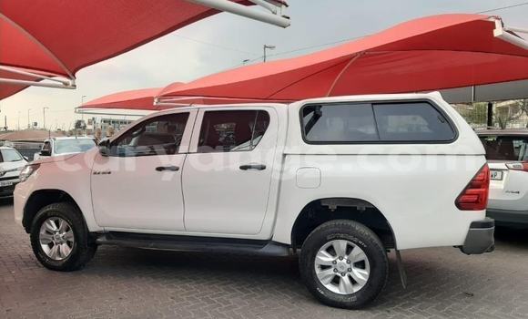 Buy Used Toyota Hilux White Car in Windhoek in Namibia Buy Used Toyota Hilux White Car in Windhoek in Namibia